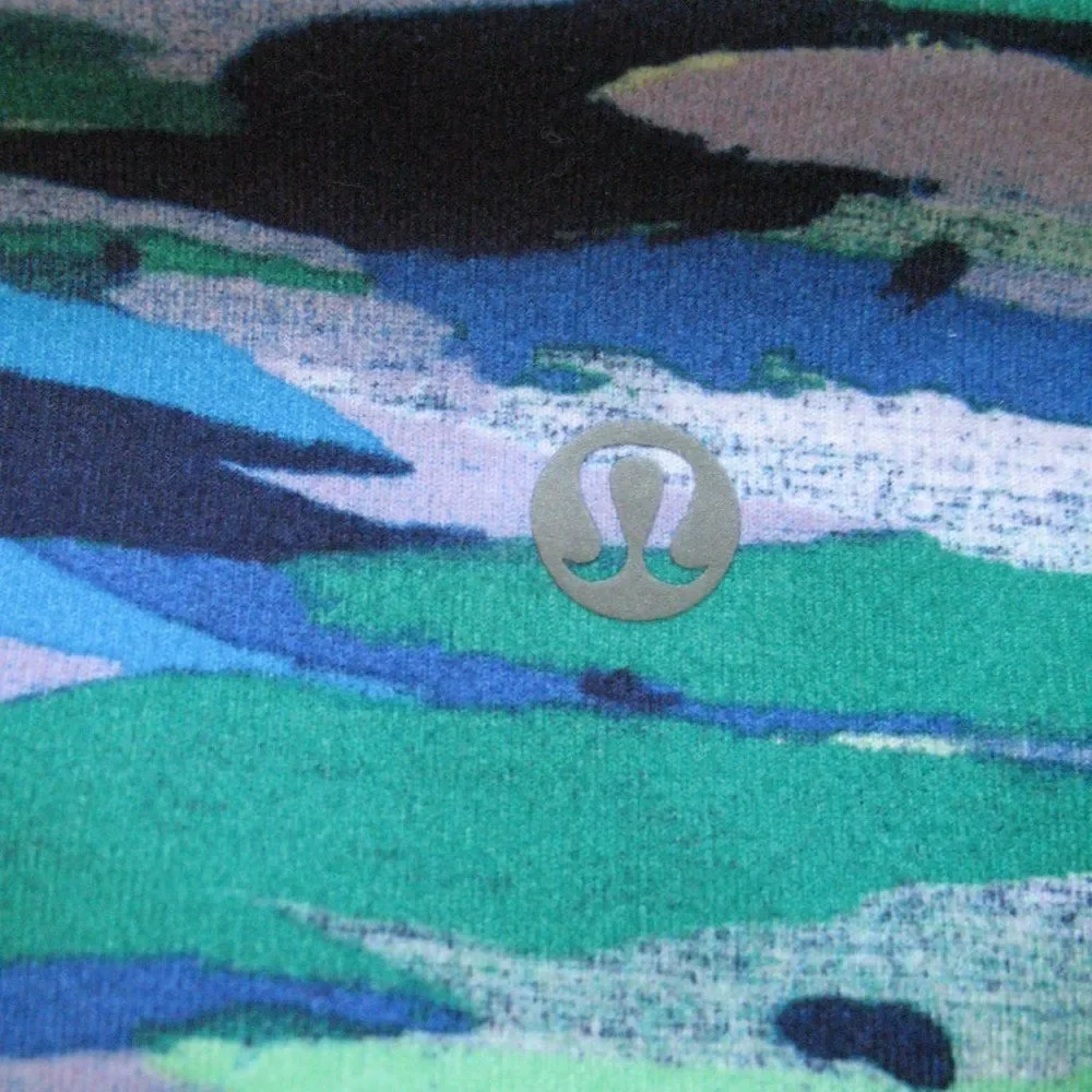 lululemon athletica *excellent no